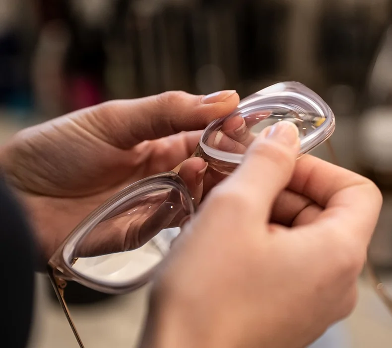 lens replacement